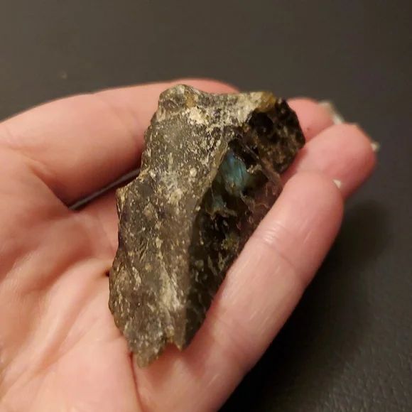 Raw Labradorite - Picture 5 of 8